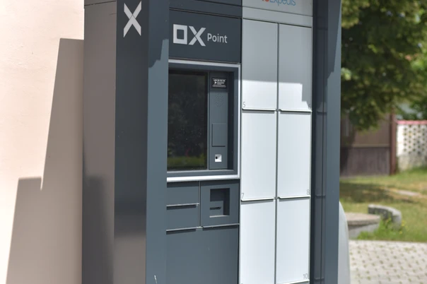 Obecním zásilkovým boxům se daří. OX Point už jich má sto